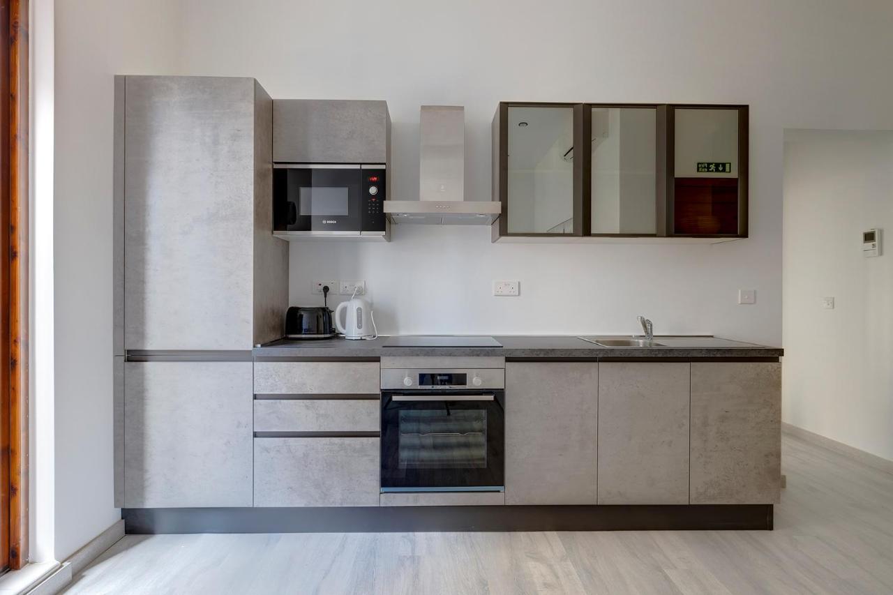 Modern Apartment In The Best Area Of Сліма Екстер'єр фото