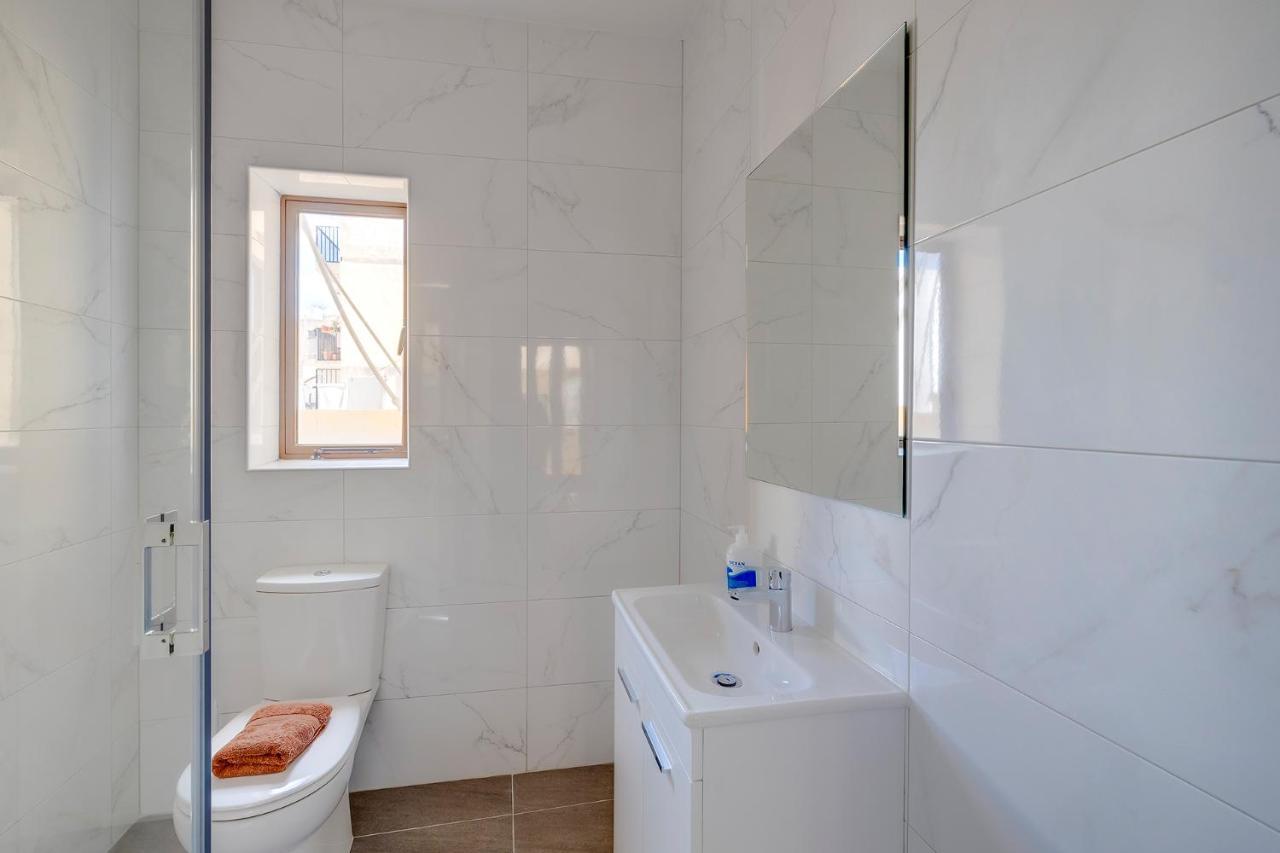 Modern Apartment In The Best Area Of Сліма Екстер'єр фото