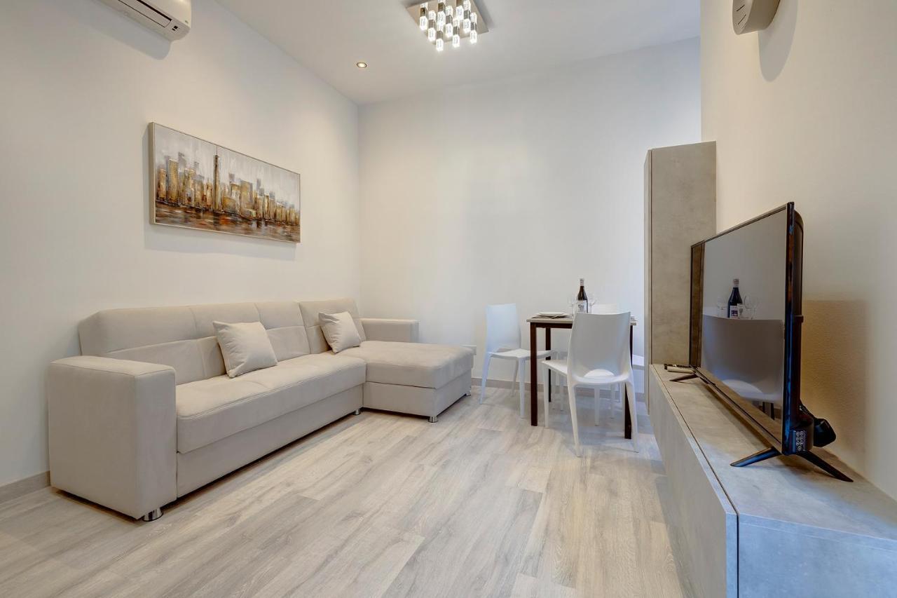 Modern Apartment In The Best Area Of Сліма Екстер'єр фото